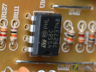 拆解漫步者S5.1低音炮 探秘經(jīng)典5.1聲道炮箱的硬件構(gòu)造